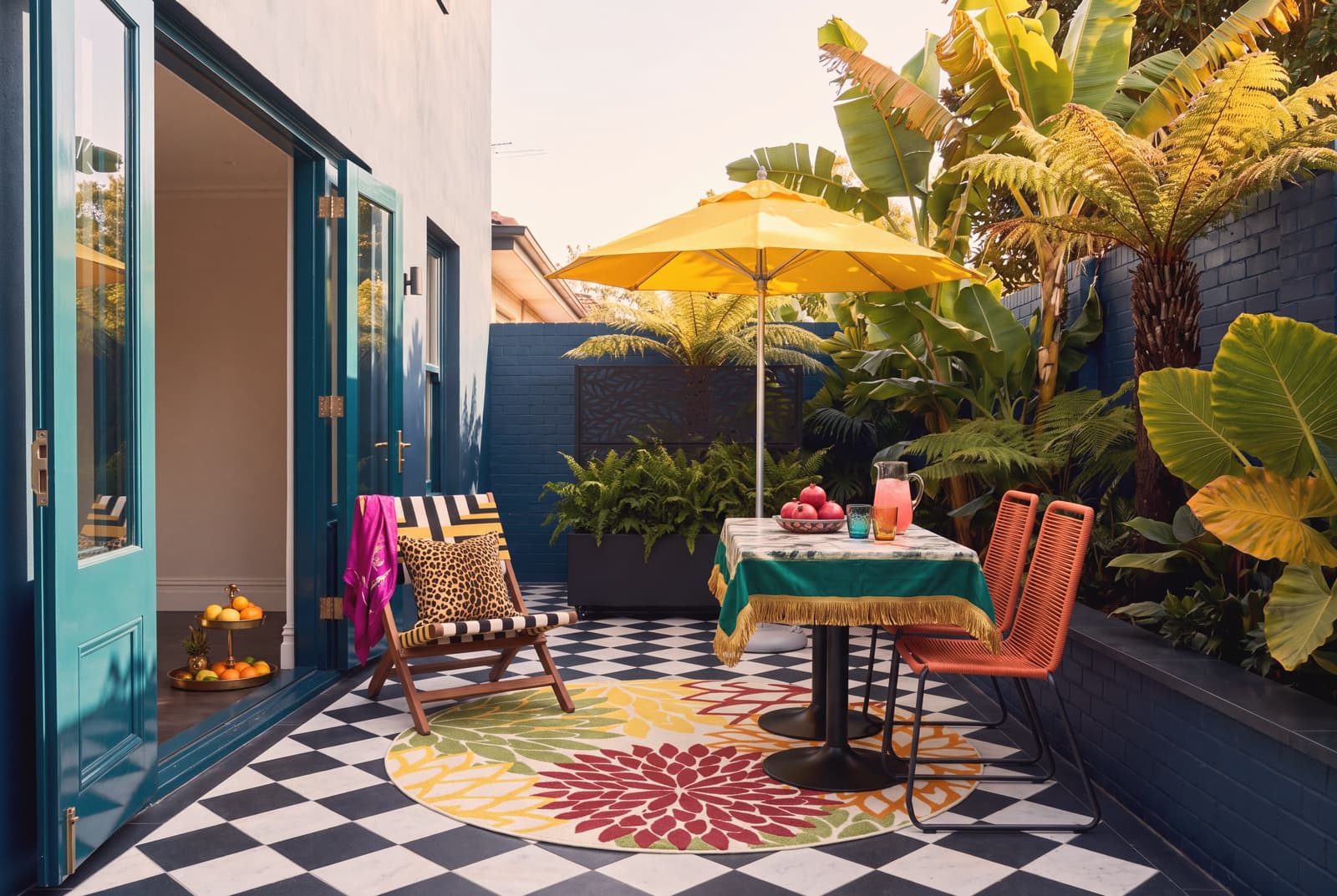 A Maximalist outdoor